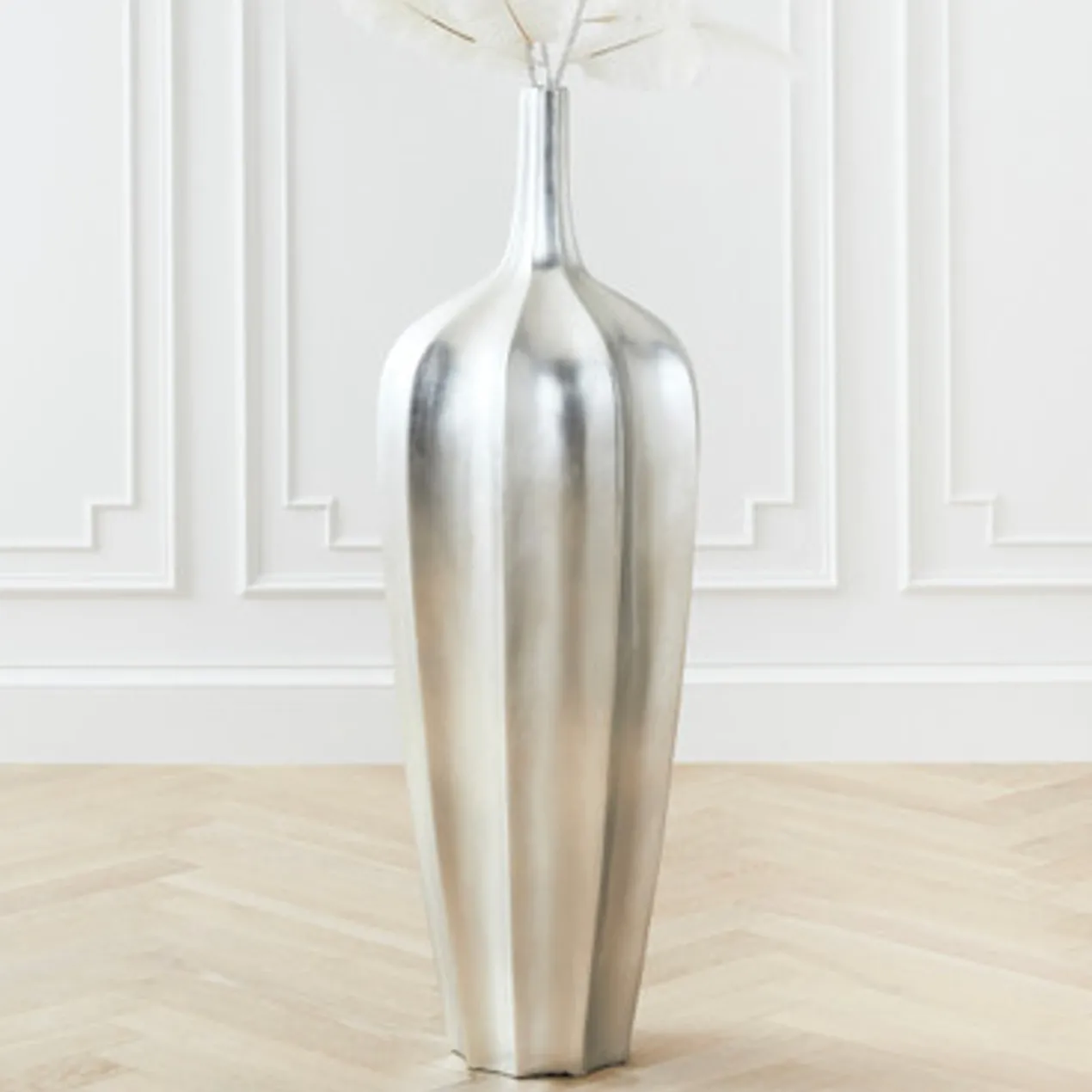 Accolade Vase