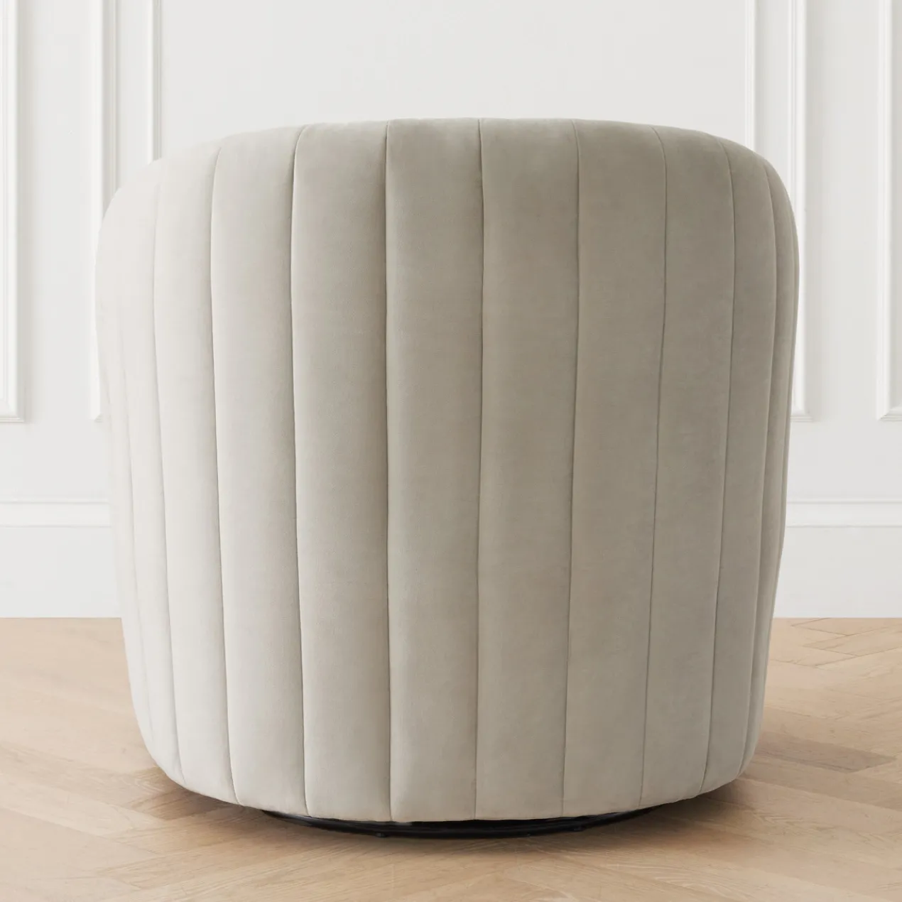 Aria Channeled Swivel Chair