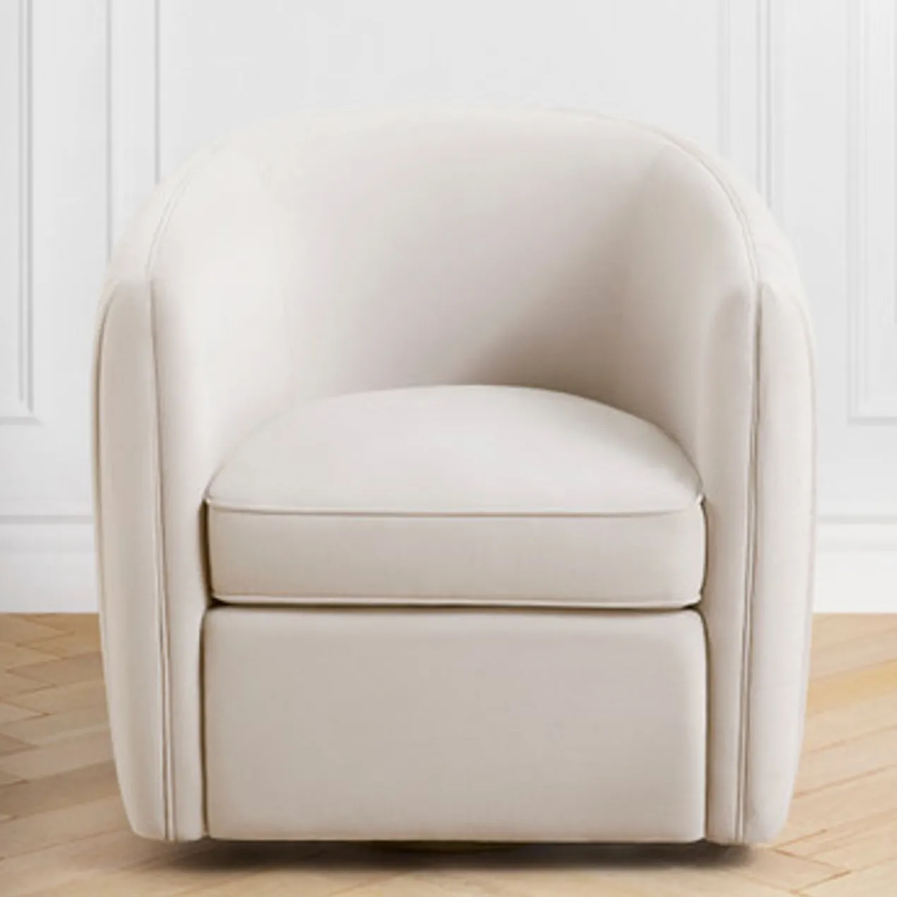 Aria Pleated Swivel Chair