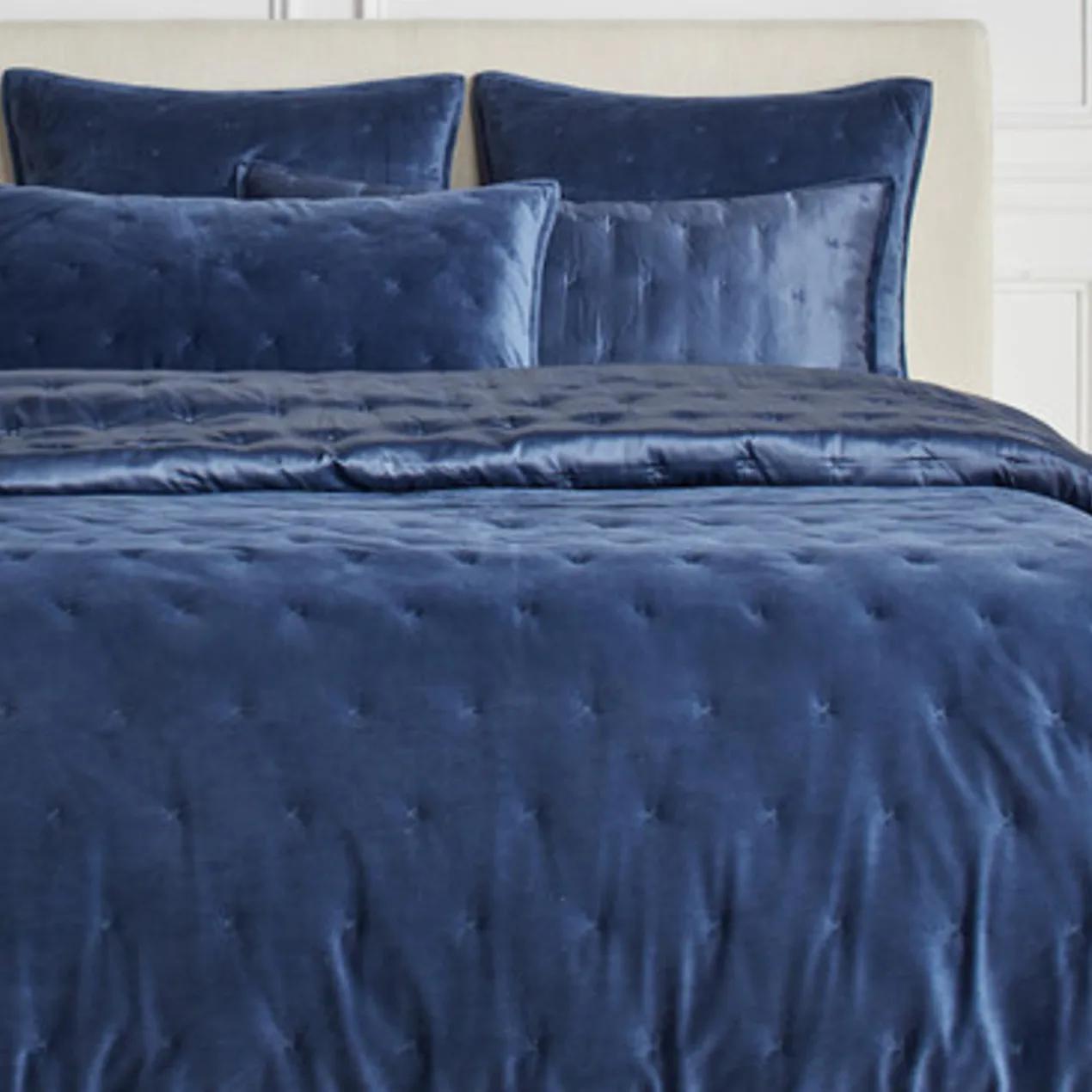 Ayla Reversible Bedding - Indigo
