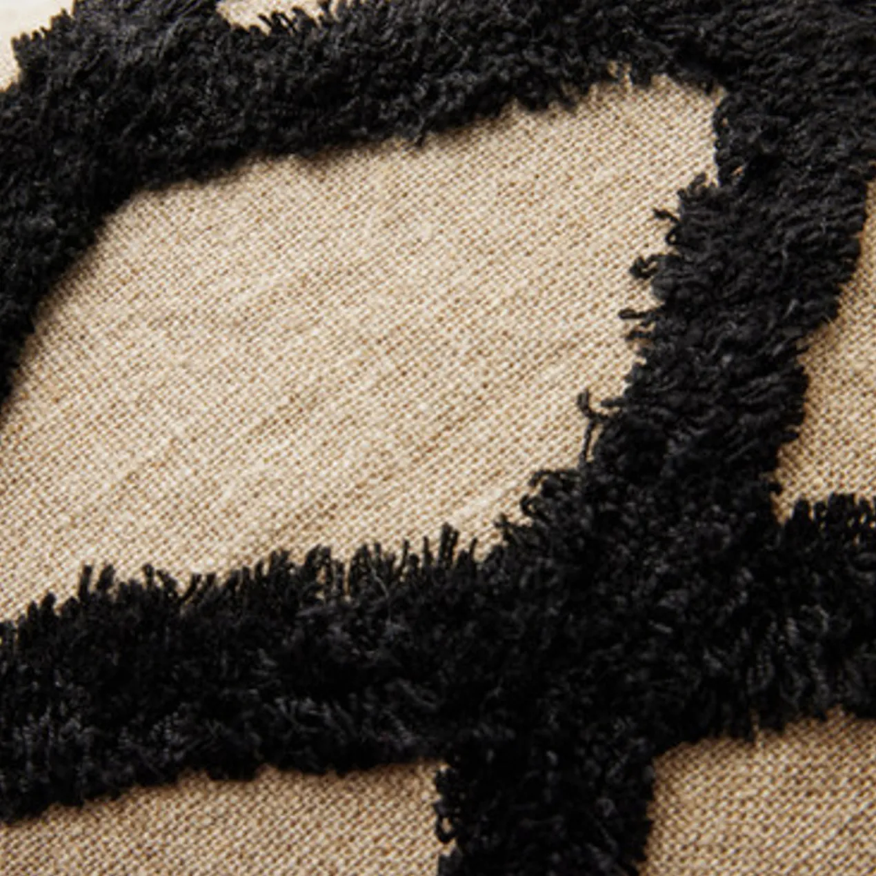 Barton Lumbar Pillow - Black