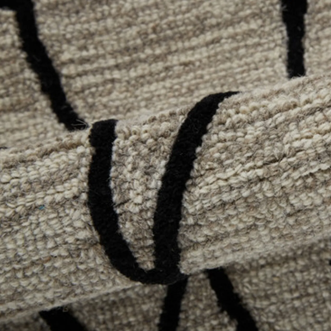 Cavallari Rug - Black/Taupe