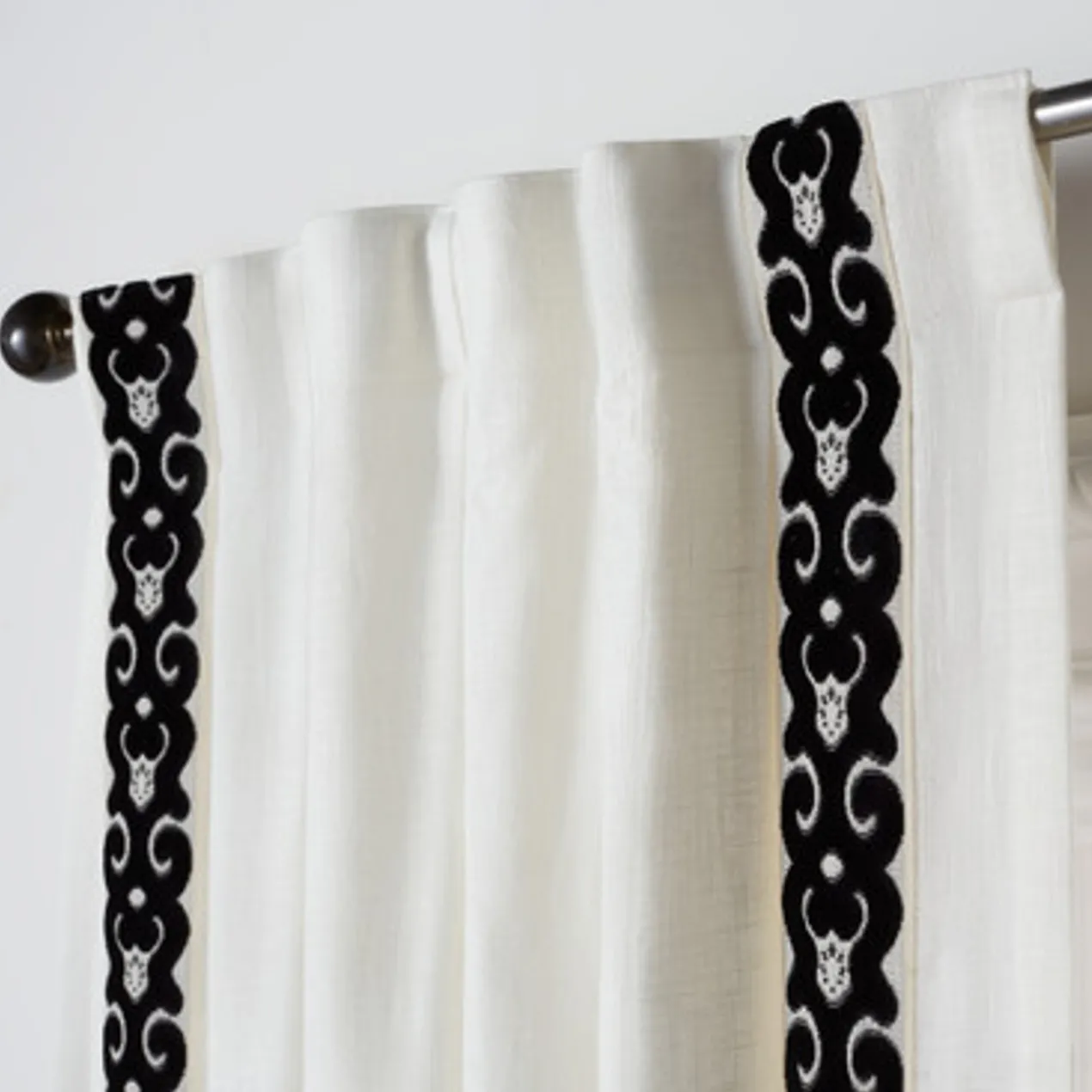 Chloe Velvet Scroll - Custom