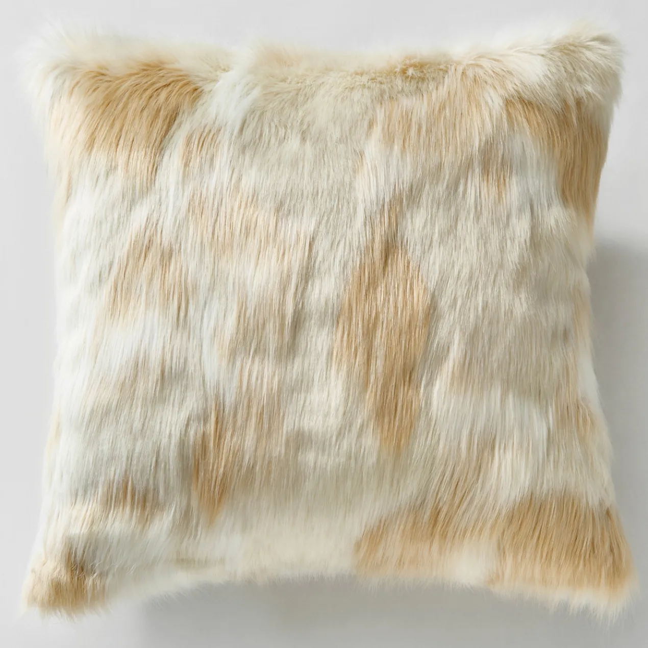 Edurn Pillow 18"