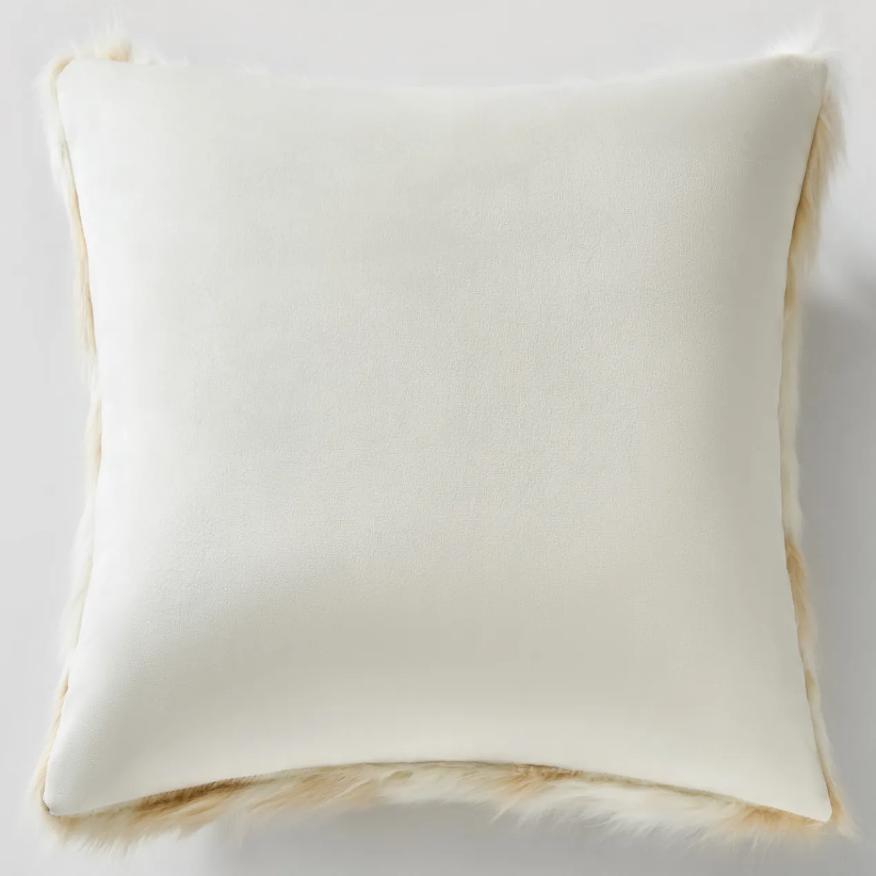 Edurn Pillow 18"