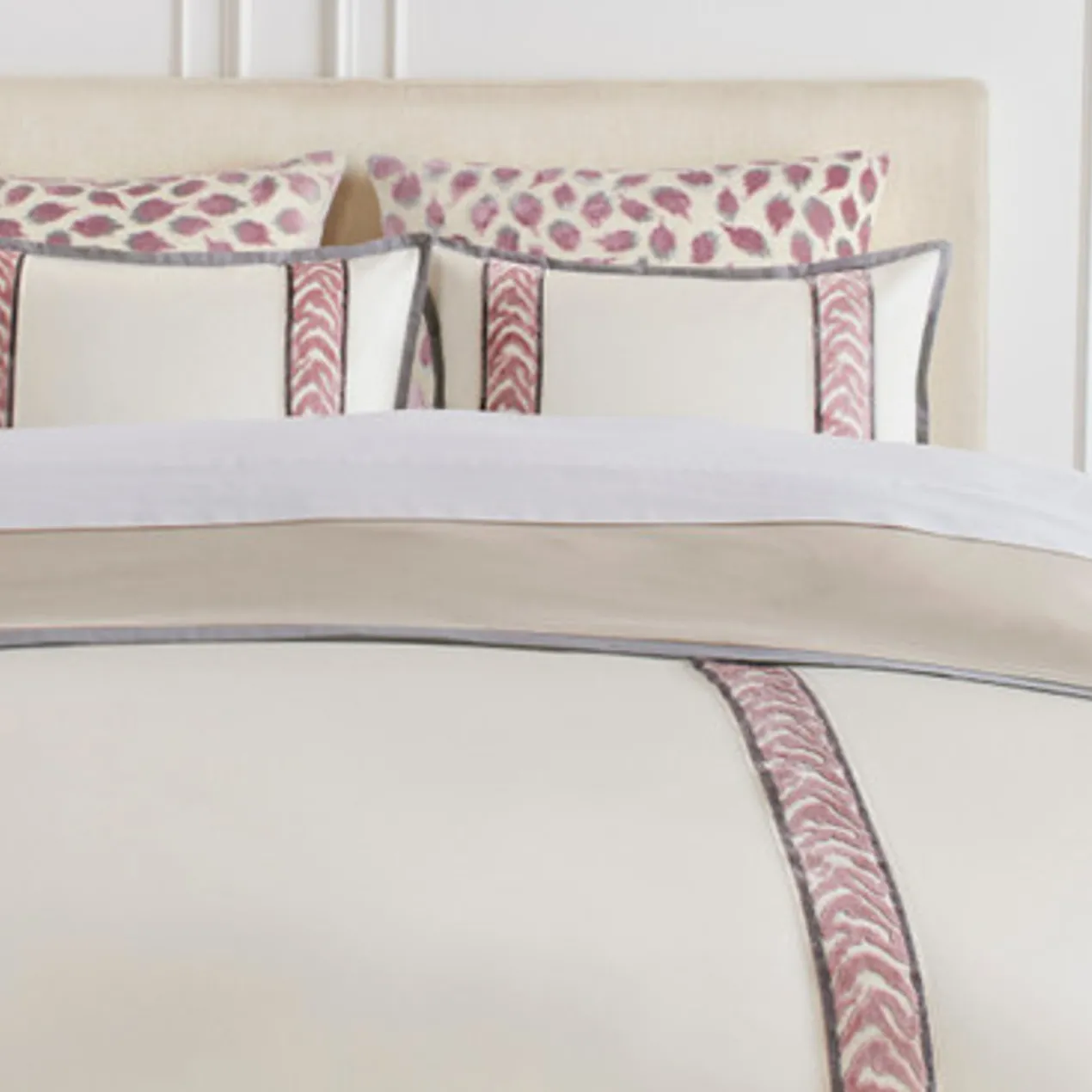Gianna Frame Bedding - Blush