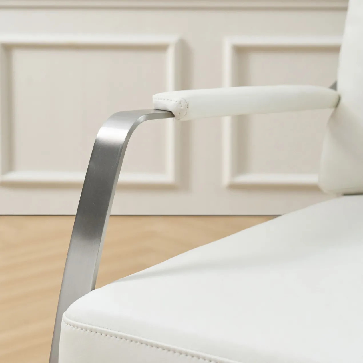 Giuseppe Modern Genuine Leather Armchair