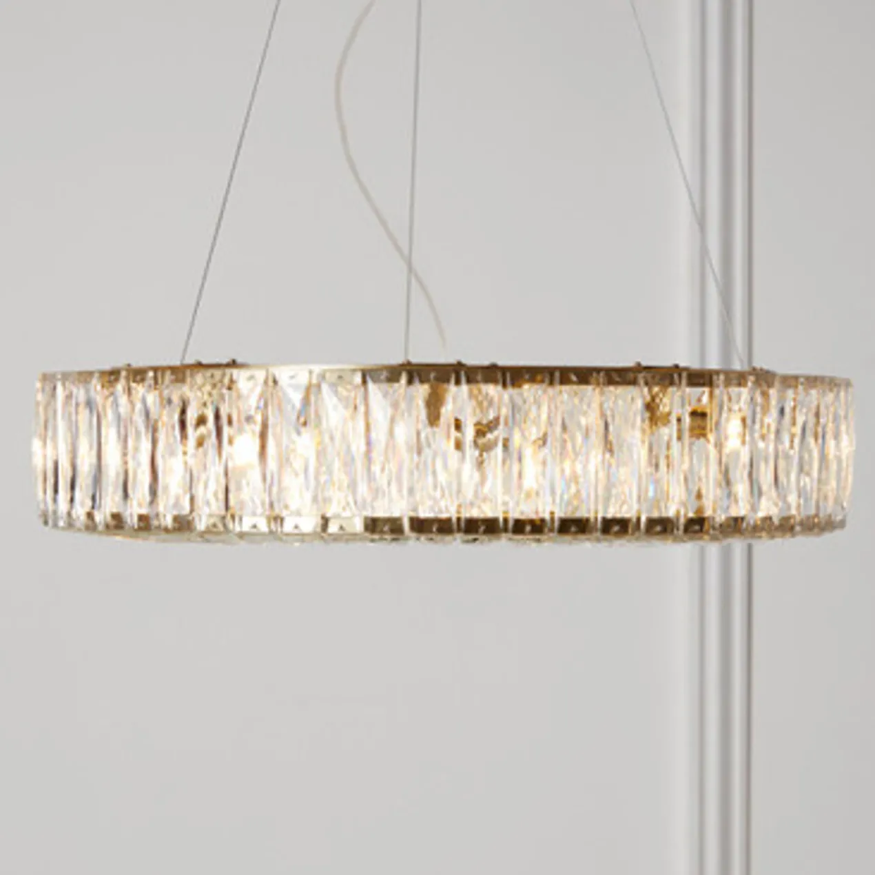 Gleam Chandelier