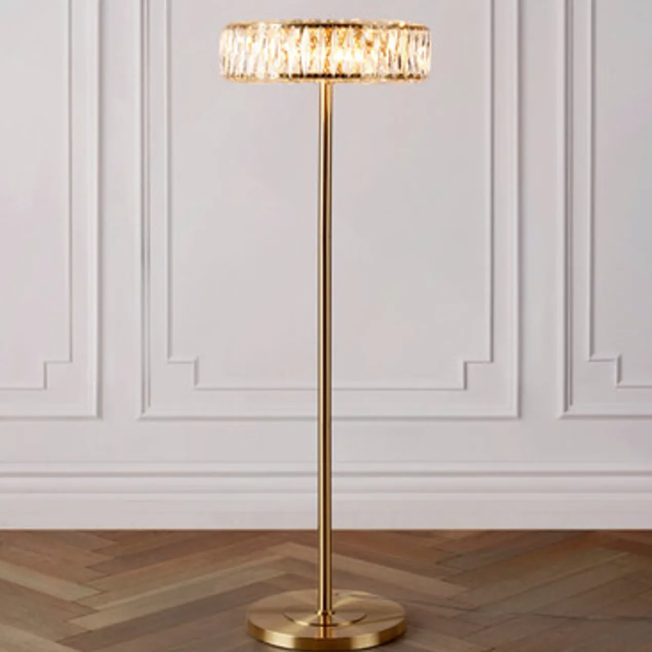 Gleam Floor Lamp