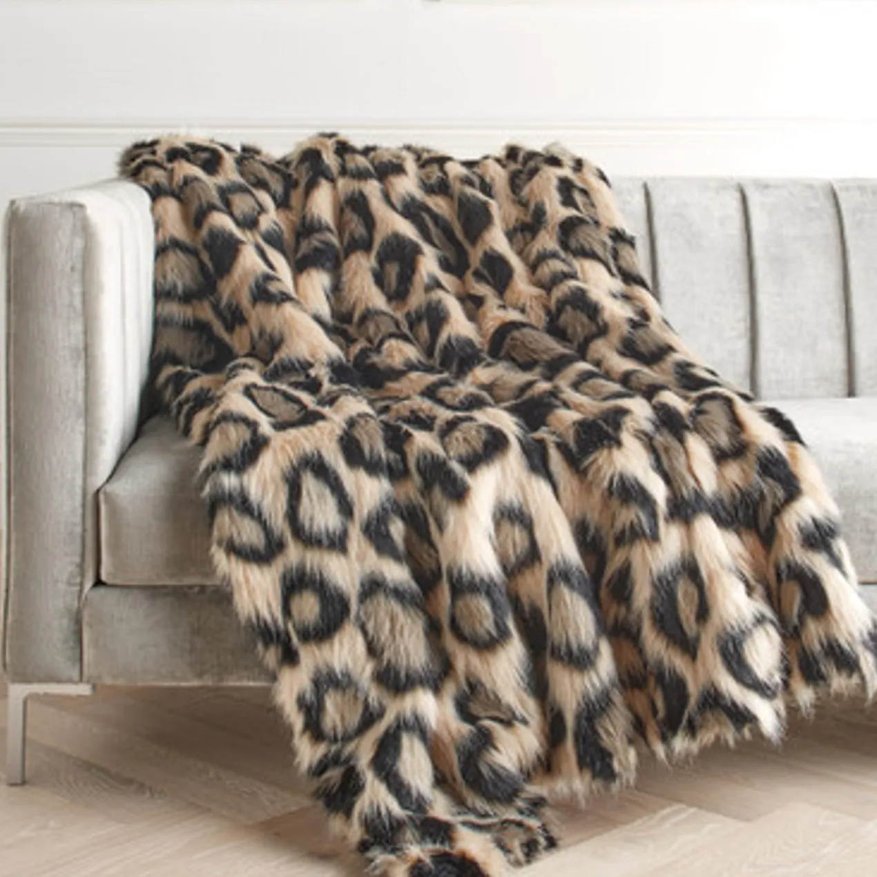 Leopard Oversized Throw - Black