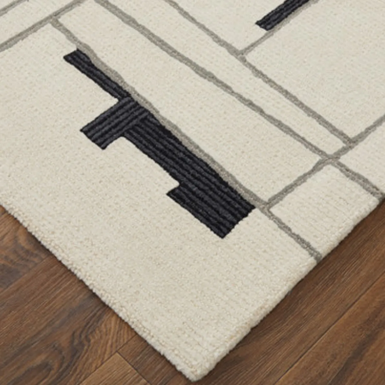 Maggie Rug - Ivory/Black