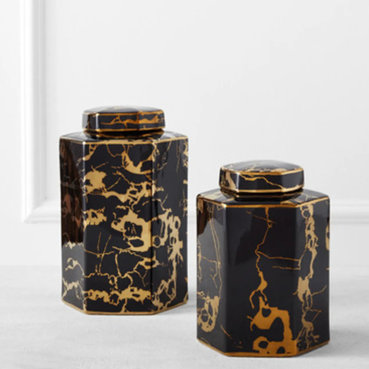Marmol Canister
