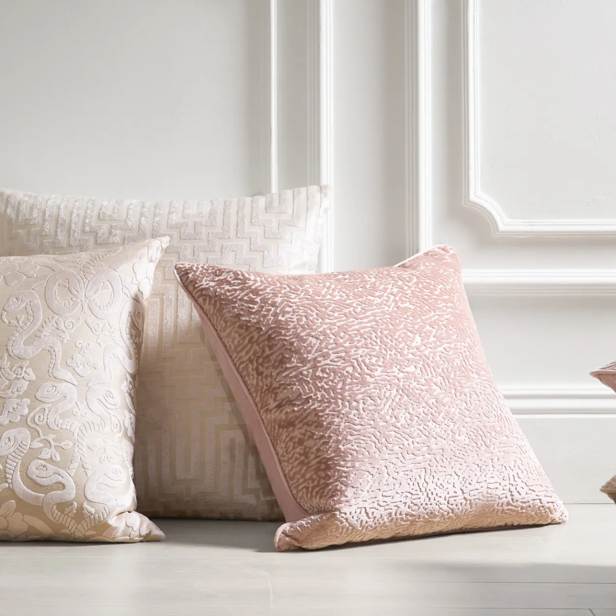 Spotted Pillow 22" - Blush