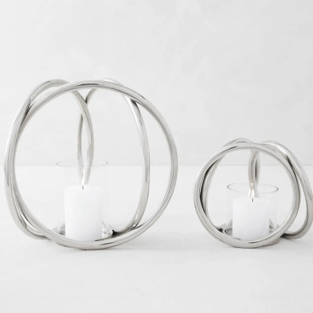 Trinity Pillar Holder