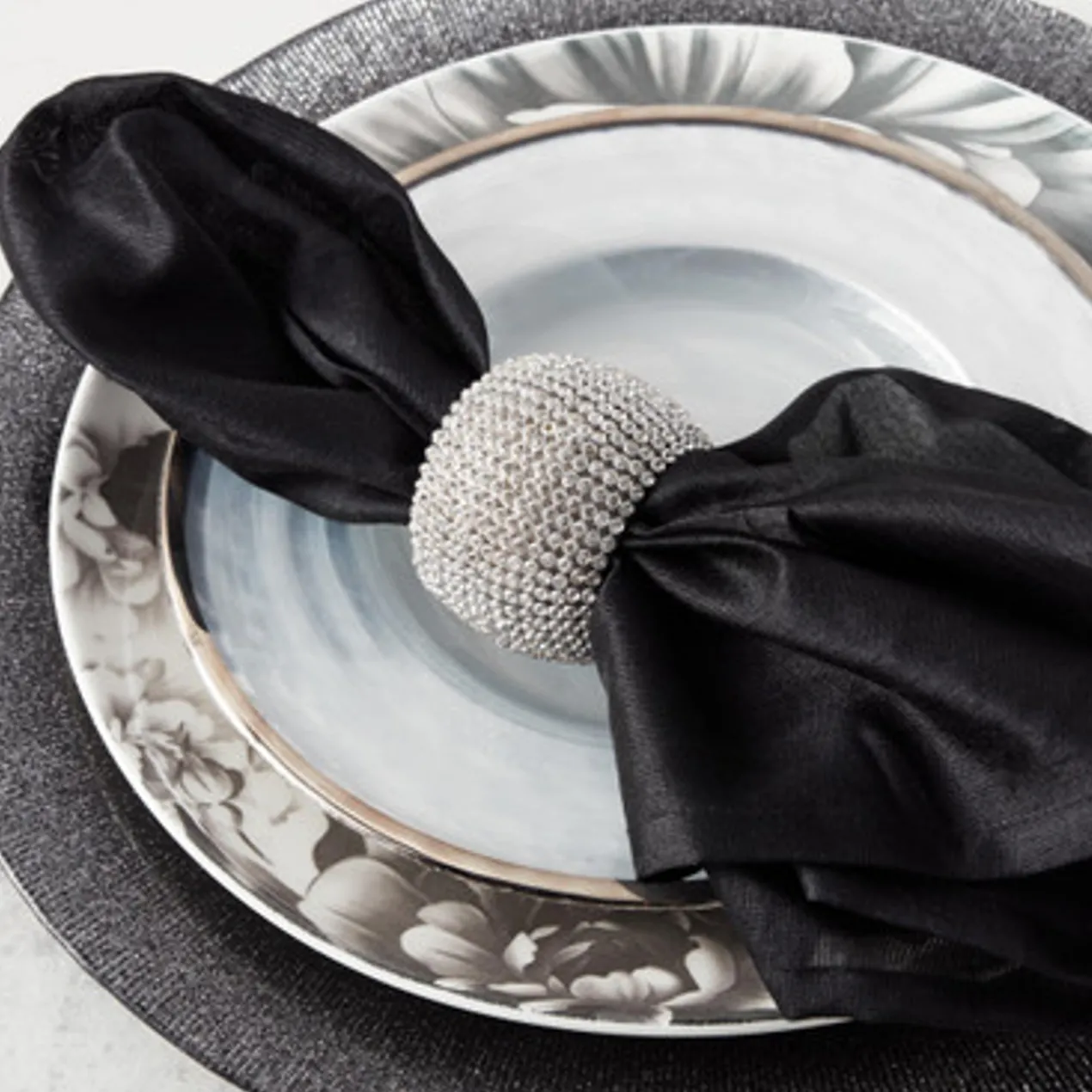 Victoria Napkin Ring - Set of 4